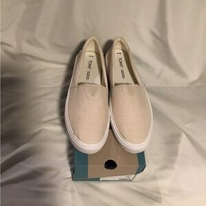 TOMS Women's, Parker Slip-On